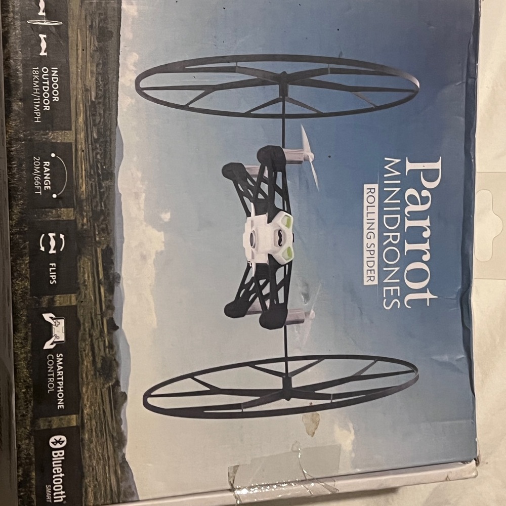 Parrot MiniDrone-Parrot  Rolling Spider - Black and White